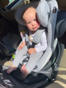 mamablog momsarahwithlove veilig autorijden autostoel veilig verkeer baby peuter kleuter
